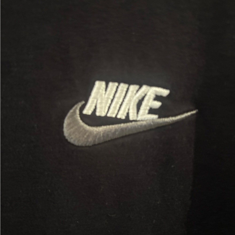 Nike Standard Fit The Nike Tee Size S - Picture 7 of 11